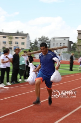 穿针、插秧、挑担——灵昆街道社区运动会 接地气，有农味